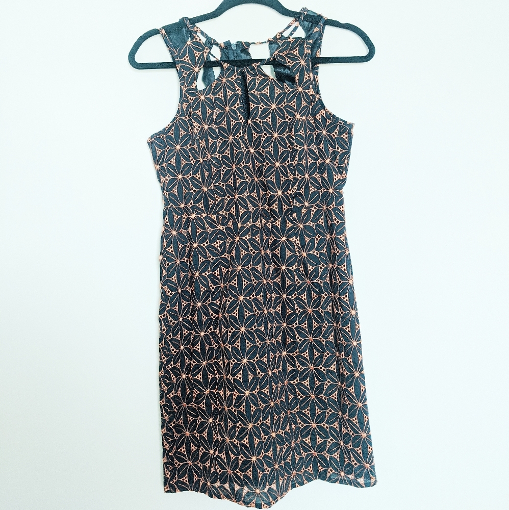 C. Luce key hole neckline blue bodycon dress - Picture 1 of 7